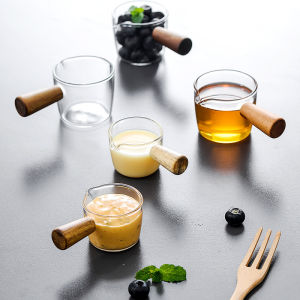 High Borosilicate Glass Side Wooden Handle Milk Jug