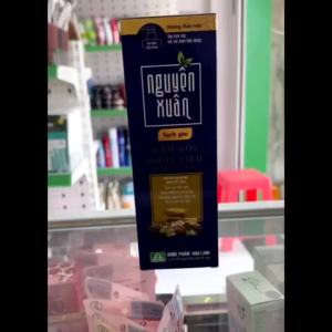 Dầu gội dược liệu Nguyên Xuân sạch gàu xanh dương NL357 cho tóc dầu nhiều gàu ngứa 250ml