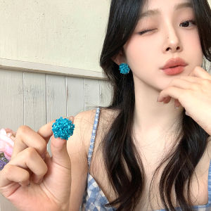 ต่างหูไข่มุกดอกโบตั๋นสีฟ้าสดใสสำหรับผู้หญิง เครื่องประดับหูหรูหรา เครื่องประดับแฟชั่นฤดูใบไม้ผลิและฤดูร้อน ต่างหูแบบห้อยขนาดใหญ่