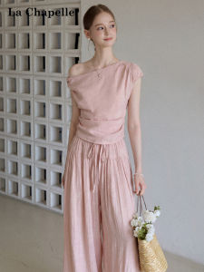 La Chapelle | Off-shoulder Short-sleeved Blouse with Skirt Shorts Set