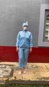 Quần áo phòng sạch công nhân thực phẩm - Áo liền nón quần rời thân - giặt sử dụng nhiều lần