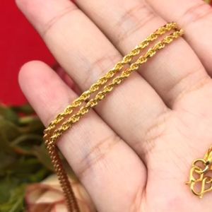 ผ้าเครื่องสำอาง 24 นิ้ว คอทอง ลายเกลียว ชุบทอง ทองปลอม ใส่ได้ทุกโอกาส ใส่อาบน้ำ ใส่ในชีวิตประจำวัน