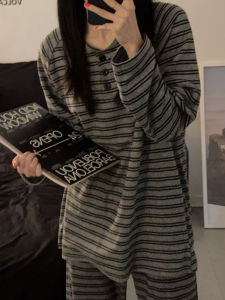 ชุดนอนผู้หญิงฤดูใบไม้ร่วง/ฤดูหนาว เสื้อคลุมกันหนาวแขนยาวลายทางสีเทา สไตล์ญี่ปุ่น ชุดสองชิ้น ชุดอยู่บ้าน ชุดนอน ชุดนอนผู้หญิง