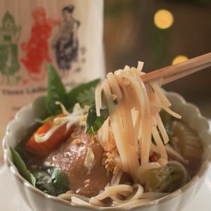 ทรีเลดี้ เส้นเฝอ เส้นก๋วยเตี๋ยวอบแห้ง 3mm. (400g. x 1 ห่อ)