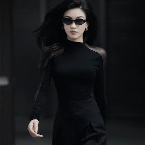 เสื้อยืดแขนยาวผ้าตาข่ายสไตล์ฝรั่งเศสสำหรับผู้หญิง เสื้อเชิ้ตชั้นในทรงเข้ารูป ทรงสลิมฟิต เสื้อเชิ้ตชั้นในแบบต่อเนื่อง