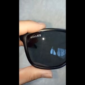 Kacamata Gaya Cassual Pria Wanita / Kacamata Full Hitam Frame Kotak Doff Anti UV Sunglasses / Kacamata Fashion Gaya Korea Trendy Retro Vintage / Kacamata Terbaru Murah