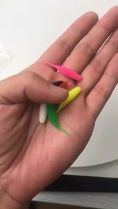 Bộ 60 Mồi Câu Cá 3.3cm 0.4g Mồi Mềm TPE Rung Mồi Silicon Dạng Sâu Mồi Đuôi Kim Mồi Giả Wobblers Dành Cho Cá Chó Cá Chép Cá Vược Câu Ở Biển Sông Hồ