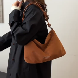 EchoBliss กระเป๋าสะพายไหล่วินเทจพร็อพใหม่แมทช์ง่าย ins กระเป๋าโท้ทดีไซน์เฉพาะกลุ่มยอดนิยม