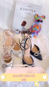 Giày Sandal DHC52 Mũi Nhọn Gót Nhọn Cao 8P Đính Nơ Đá Xinh Xắn Dành Cho Nữ
