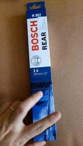 Gạt Mưa Sau Xe Toyota Innova 2005-2023 Bosch Mã H307 12inch - 30cm