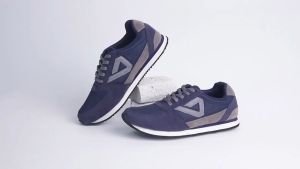 Sepatu Sneakers Pria Navy Kuzatura Trendy Gaya Sporty - Sepatu Olahraga Pria / Sepatu Lari Pria