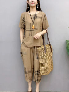 ชุดสองชิ้นแขนสั้นลำลองสำหรับผู้หญิง ชุดกางเกงขายาวทรงสลิมฟิต ชุดแฟชั่นฤดูร้อน ชุดทำงานลำลอง ชุดทำงานลำลอง