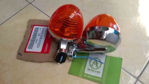Cặp Đèn Xi Nhan Xe 67