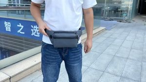 กระเป๋าคาดอกผู้ชาย กันน้ำ สวยเท่ คาดอก สะพายไหล่ เพื่อนช่องหูฟังสะดวก ใช้คาดอก คาดเอว หรือสะพายข้างก็เท่