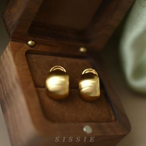Matte Finish Gold Bean Earrings Pain-Free No Piercing Required Elegant Fashionable Womens Jewelry Retro Court Style Alloy