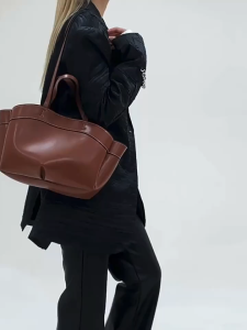 Handheld Shoulder Tote Bag for Woman Fashion Commuter Large Shopping Bag with Small Bag