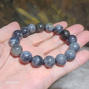 Premium 13.3mm Type A Jadeite Black Fowl (black & white) some yellow hue bracelet (with certificate)