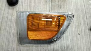 J107S08 HINO SUPER RANGER NEW VERSION DOOR LAMP PRICE FOR 1 PC