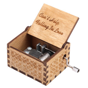 【HOSPORT】Wooden Hand Crank Music Box Exquisite Household Mini Ornaments Creative Manual Fashion Antique Carved for Friends Kids Boys Girls【1-3 days delivery】