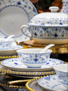 mornenjoy | Blue and White Porcelain Dinnerware Set