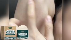 【Ready Stock】WoodSleep Whipped Tallow Balm Honey Scented Moisturizing Smoothing Soothing Nourishing Beef Tallow Shea Butter Honey Avocado For Body Face All Skin Types Daily Skincare 60g
