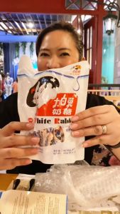 Permen Susu Kelinci Jadul 180 Gram | White Rabbit Creamy Candy NON HALAL