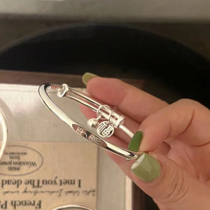Silver Bracelet Romantic Gift for Women Birthday Graduation Practical 18 Years Old Present Creative Gift Box Universal Use