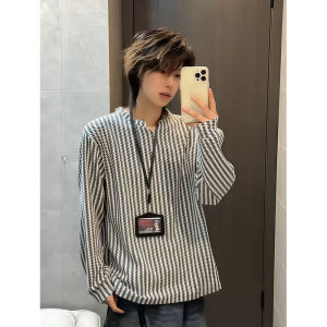 เสื้อยืดคอกว้างแขนยาวลายกระดูกปลาสไตล์อเมริกันย้อนยุคสำหรับผู้ชาย ฤดูใบไม้ร่วง 2025 แฟชั่นลำลอง ผ้าโพลีเอสเตอร์ ปกติ