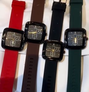 High Quality Korean Ladies Watch Quartz Luxury Khaki Leather Strap Fashion Watch for Woman Black Khaki Green