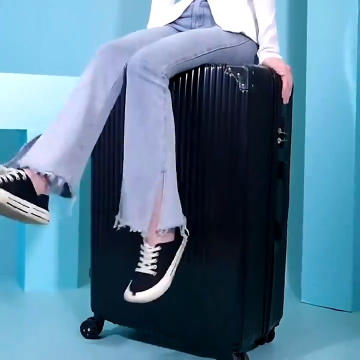 DIPAIDE Suitcase Luggage with 20/24/28 Inches Lightweight Suitcase