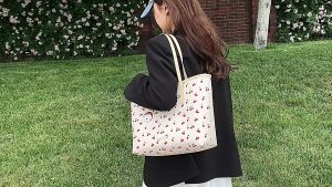 กระเป๋าสะพาย กระเป๋าลายเชอร์รี่ กระเป๋าถือ #พร้อมส่งจากประเทศไทย