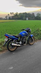 Striping Stiker Polet Honda Megapro 2008 Biru Termurah Berkualitas