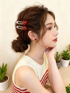 Sweet Polka Dot Heart Shaped Duckbill Hair Clips Korean Style Side Bangs Hair Accessories for Girls Party Commuting Daily