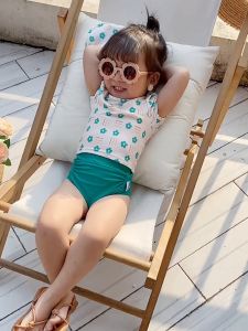 Swimsuit for Baby Girls Rush Guard for Kids Girl Two Pieces Swimwear with Swim Cap for Children Toddler Summer Wears Beach Swimming Outfit for Kid