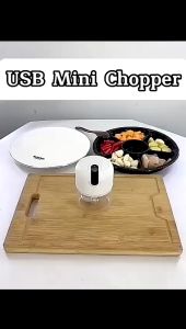 TUKUO ID - Food Chopper Mini Elektrik / Blender Portable Rechargeable USB Food Grade / Alat Penghalus Makanan Bumbu Dapur Penggiling Daging Sayur Bawang Cabe Food Processor / Perlengkapan Dapur Meat Grinder Cutter Serbaguna