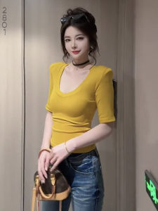 Áo Thun Nữ Cổ Chữ V Tay Lửng Ôm Vừa Vặn Thời Trang Mùa Hè 2025 Phong Cách Công Sở Chất Liệu Cotton Thường Ngày