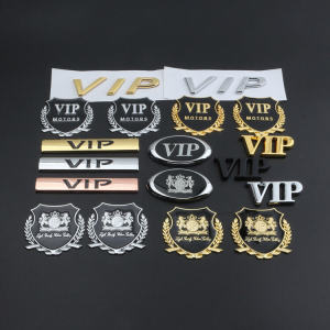 ป้ายรถติดด้านข้าง VIP โลหะแบบปรับแต่งได้ ป้ายติดรถยนต์แบบติดภายนอกสำหรับตกแต่งรถยนต์แบบอินเทอร์เฟซที่เป็นเอกลักษณ์