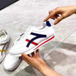 2025 Stylish Little White Shoes for Women Korean - influenced Casual Sports Flat Shoes (Remember to Go One Size Larger) #2050