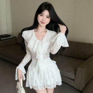 GUZILIAN | Gentle Lace and Ruffled Wooden Ear Design Female Spring/Summer Outfit