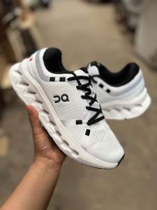 รองเท้าออกกำลัง-ON-RUNNING-รุ่นใหม่ล่าสุด