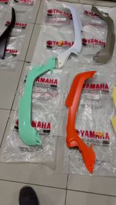 SIRIP BAWAH KANAN KIRI MOLE SIDE COVER 1 2 FAZZIO FAZIO BEJ F171L F171M ASLI ORI ORIGINAL YAMAHA YGP