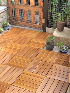 (33pcs)แผ่นปูพื้นสวน แผ่นไม้ตกแต่งสวน กันน้ำ ทนการกัดกร่อน ไม้เทียมปูพื้น 30x30cm ติดตั้งง่าย