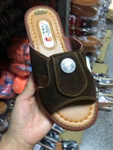 (CHÍNH HÃNG)Dép gà nam quai ngang bitas 2 mầu nâu đen