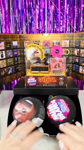 Zuru Mini Brand Capsule Ball Vinyl Series 1 - Collectible Mini Vinyls for Music Enthusiasts