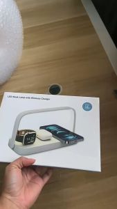 Bộ Đèn Ngủ Sạc Không Dây 15W Bedside Lamp UniqueTech 4 Trong 1 - WorldMart Nhỏ Gọn