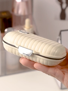 กล่องยาแบบพกพา กล่องยาขนาดเล็ก ตู้ยาพกพาแบบมีช่องแยก 8 ช่อง สำหรับจัดเก็บอุปกรณ์ปฐมพยาบาล