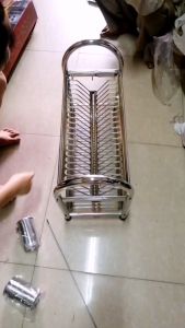 ชั้นวางจาน ชั้นคว่ำจาน ที่คว่ำจานสแตนเลส 2 ชั้น คุณภาพเป็นไปได้ มีที่แขวน ที่เสียบมีด ที่วางช้อนส้อมตะเกียบ และถาดรองน้ำ ชุดเครื่องประสบการณ์: 2 ชั้น