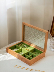 NORDIC MORE | Elegant Solid Walnut Jewelry Storage Box