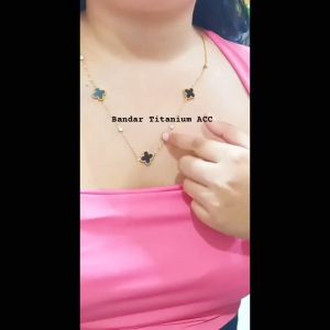 KALUNG TITANIUM BUNGGA KOMBINASI PERMATA UK 12MM ANTI LUNTUR DAN ANTI KARAT (COD)