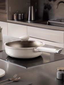 Titanium Non-Stick Pan Flat Bottom Uncoated Titanium for Home Use Steak Stir-Fry Wok Gas Stove Compatible Induction Cooktop